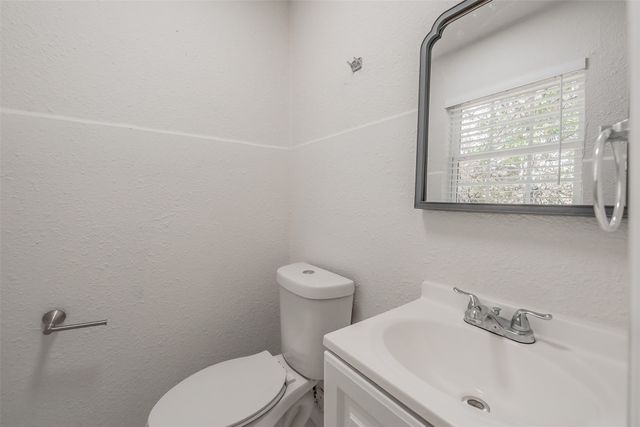 1700 Andrew Avenue, Fort Worth, TX 76105