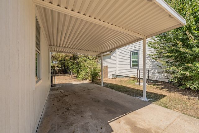 1700 Andrew Avenue, Fort Worth, TX 76105
