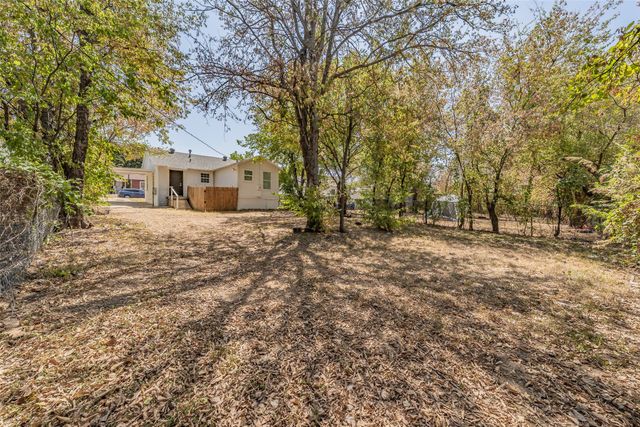 1700 Andrew Avenue, Fort Worth, TX 76105
