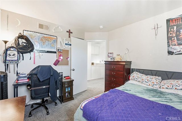 7639 Hillhurst, Riverside, CA 92508