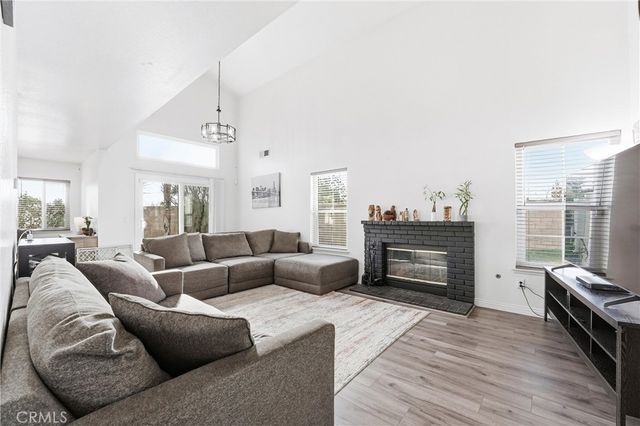 7639 Hillhurst, Riverside, CA 92508