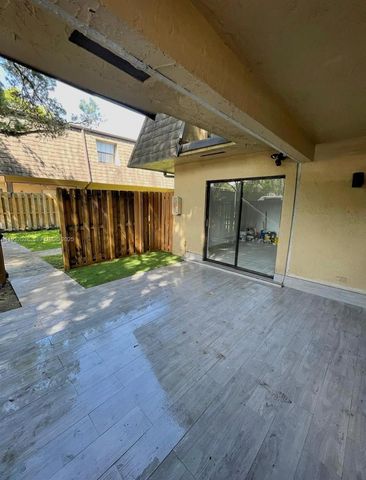 14297 SW 94th Cir Ln 104-28, Miami, FL 33186