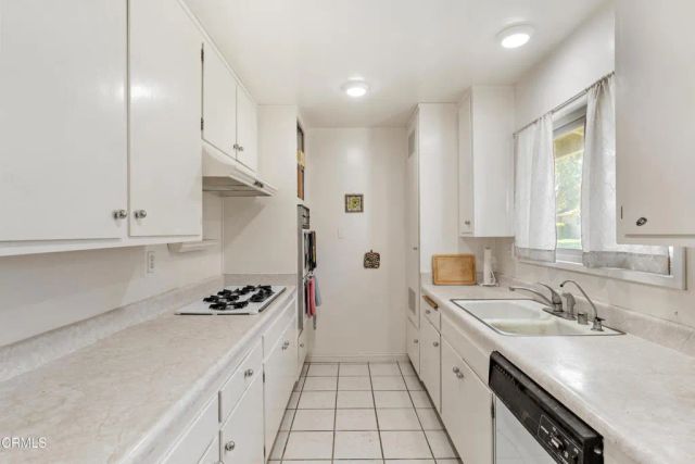 2251 Camilar Drive, Camarillo, CA 93010