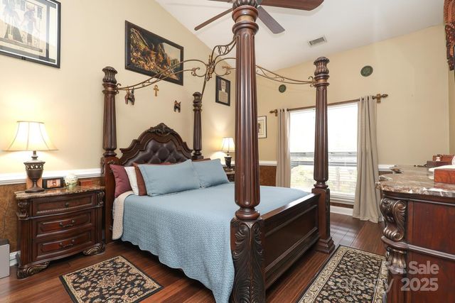 10209 Ashley Farm Drive, Matthews, NC 28105