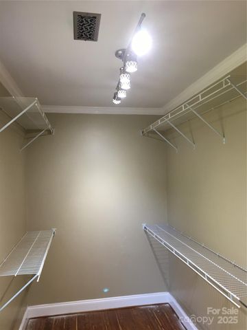 10209 Ashley Farm Drive, Matthews, NC 28105