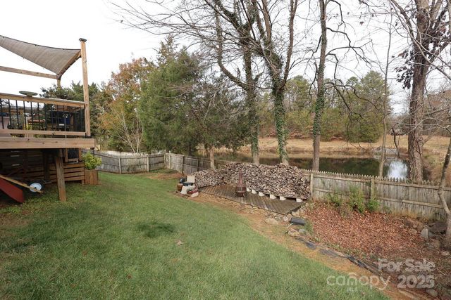 10209 Ashley Farm Drive, Matthews, NC 28105