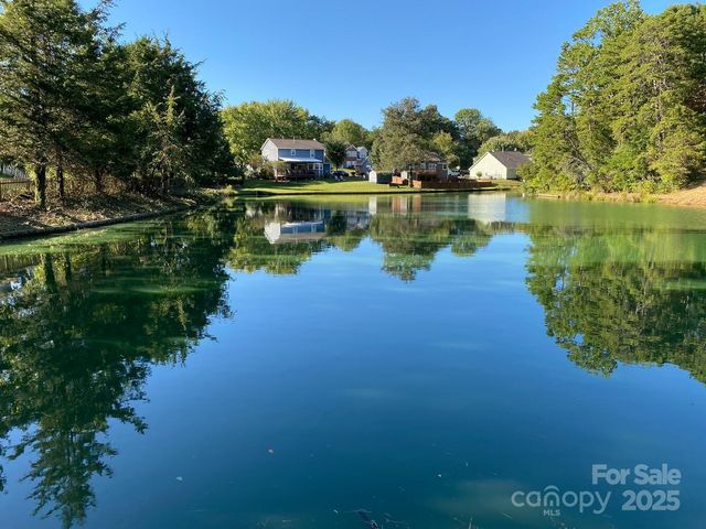 10209 Ashley Farm Drive, Matthews, NC 28105