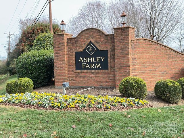 10209 Ashley Farm Drive, Matthews, NC 28105