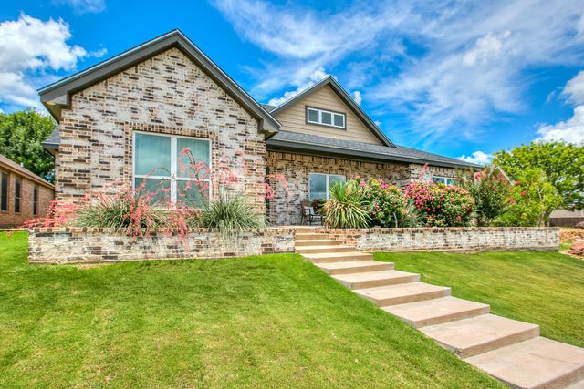 2610 Oak Hills Trail, San Angelo, TX 76904