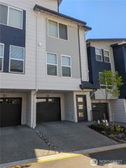 14925 44th Avenue W #B2, Lynnwood, WA 98087