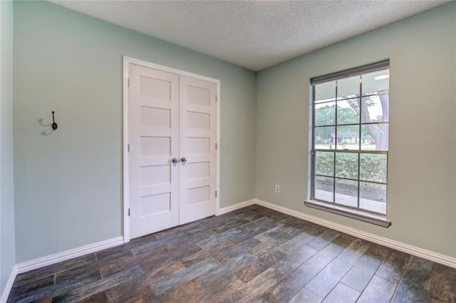 2419 Fairgreen Drive, Missouri City, TX 77489