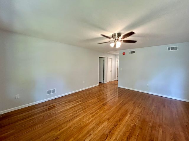 365 W Pine Street, Varnville, SC 29944