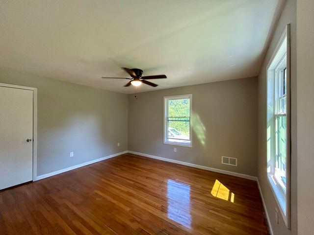 365 W Pine Street, Varnville, SC 29944