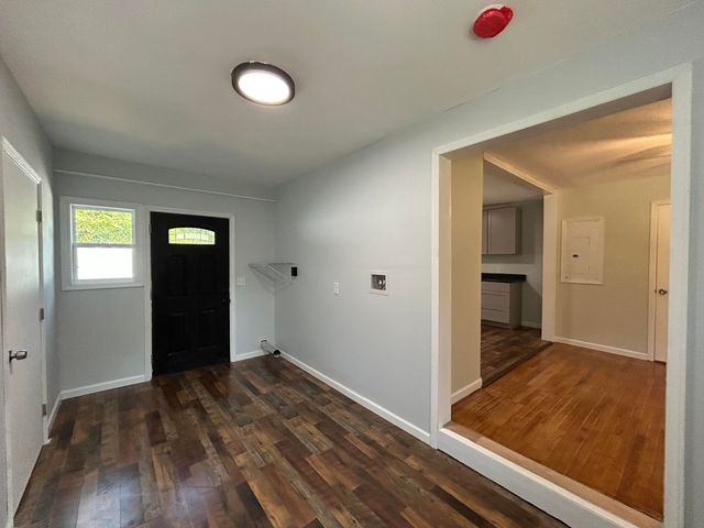 365 W Pine Street, Varnville, SC 29944