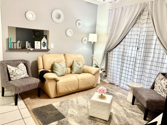 1791 NW 96th Ter 4N, Pembroke Pines, FL 33024