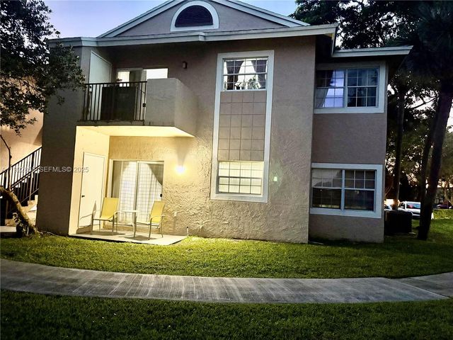 1791 NW 96th Ter 4N, Pembroke Pines, FL 33024