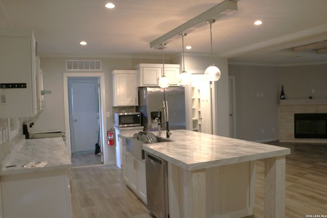 387 private road 1525, Bandera, TX 78003