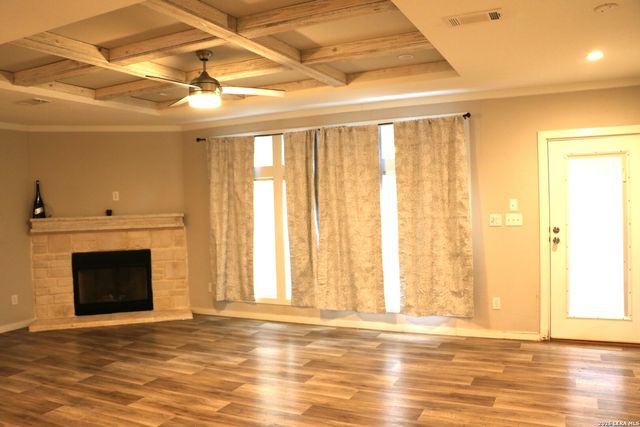 387 private road 1525, Bandera, TX 78003