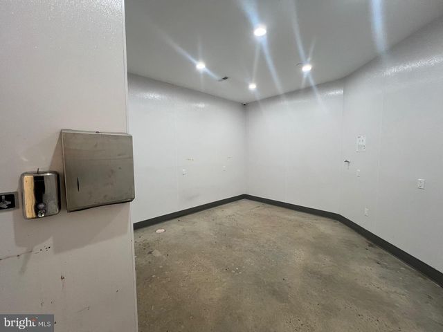 1124 WALNUT ST, Philadelphia, PA 19107