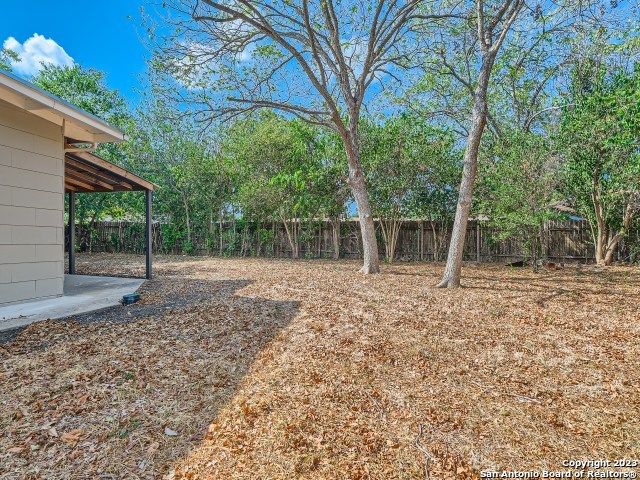334 SHROPSHIRE DR, San Antonio, TX 78217