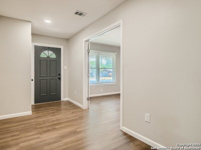 334 SHROPSHIRE DR, San Antonio, TX 78217