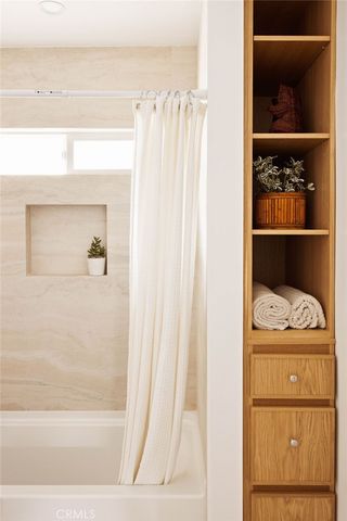 4020 W Avenue 40, Los Angeles, CA 90065