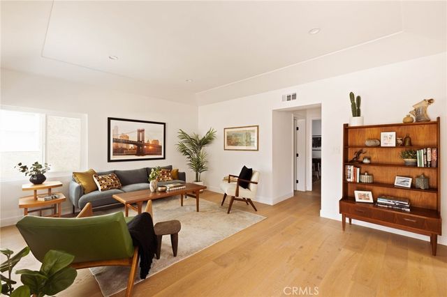 4020 W Avenue 40, Los Angeles, CA 90065