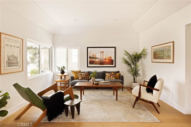 4020 W Avenue 40, Los Angeles, CA 90065