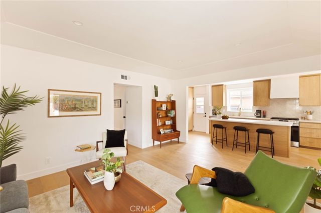 4020 W Avenue 40, Los Angeles, CA 90065