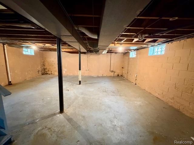 11377 Fielding Street, Detroit, MI 48228