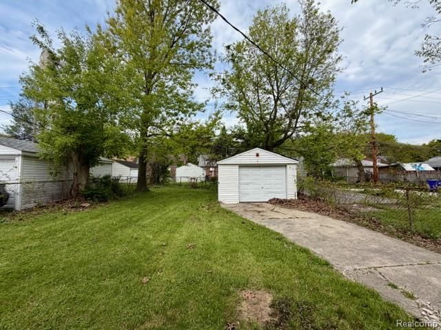 11377 Fielding Street, Detroit, MI 48228
