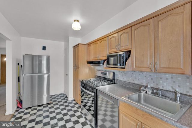 7723 CHARLESMONT RD, Baltimore, MD 21222