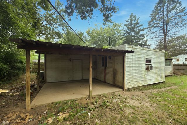 612 Hampton Lane, Chesterfield, IN 46017