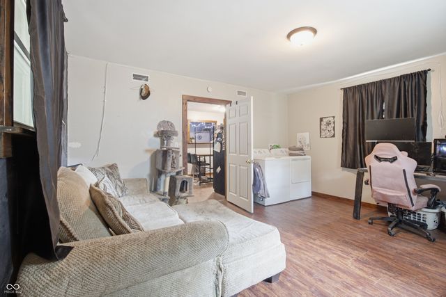 612 Hampton Lane, Chesterfield, IN 46017