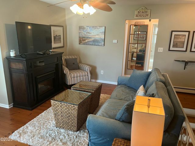 100 3rd Avenue 32, Belmar, NJ 07719