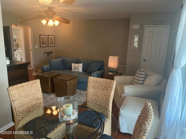 100 3rd Avenue 32, Belmar, NJ 07719