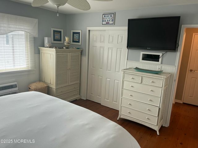 100 3rd Avenue 32, Belmar, NJ 07719