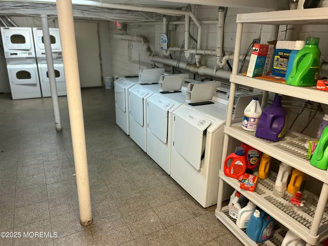 100 3rd Avenue 32, Belmar, NJ 07719