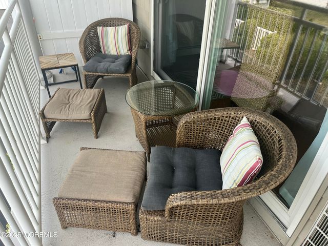 100 3rd Avenue 32, Belmar, NJ 07719