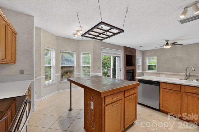 9539 Stawell Drive, Huntersville, NC 28078