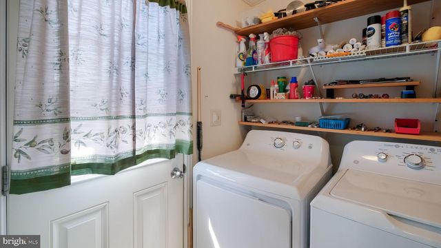 54 NESHAMINY FALLS CIR, North Wales, PA 19454