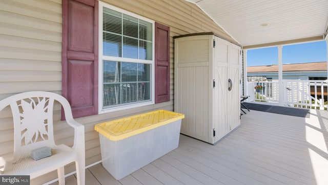 54 NESHAMINY FALLS CIR, North Wales, PA 19454