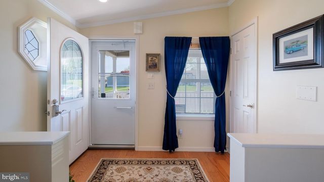 54 NESHAMINY FALLS CIR, North Wales, PA 19454