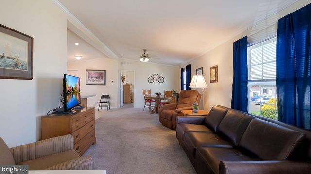 54 NESHAMINY FALLS CIR, North Wales, PA 19454