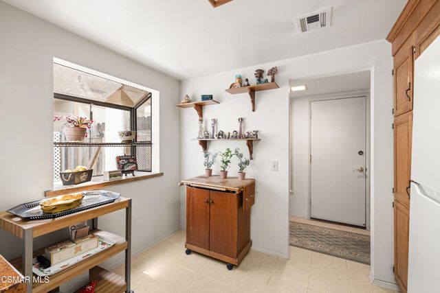 30430 Passageway Place, Agoura Hills, CA 91301