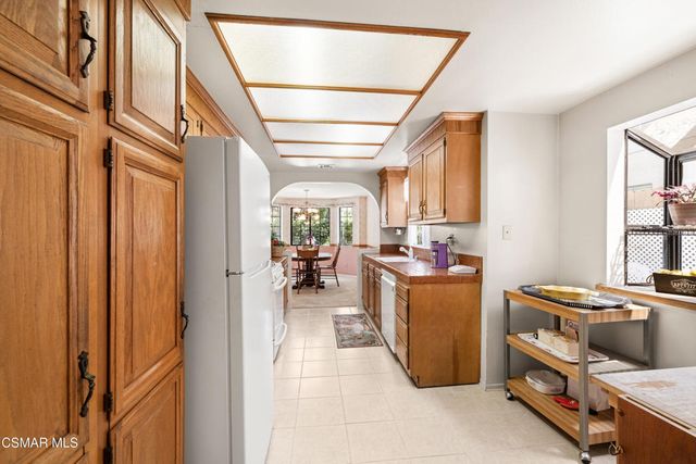 30430 Passageway Place, Agoura Hills, CA 91301