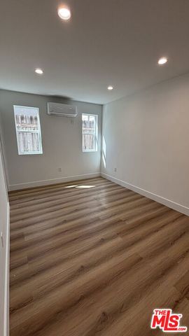 2437 Centinela Avenue apt 11, Santa Monica, CA 90405