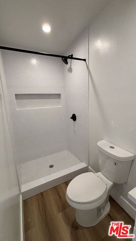 2437 Centinela Avenue apt 11, Santa Monica, CA 90405