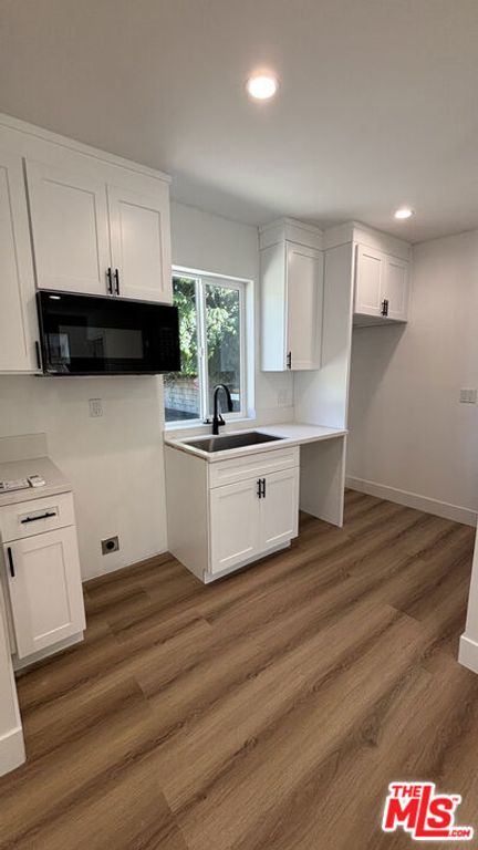 2437 Centinela Avenue apt 11, Santa Monica, CA 90405