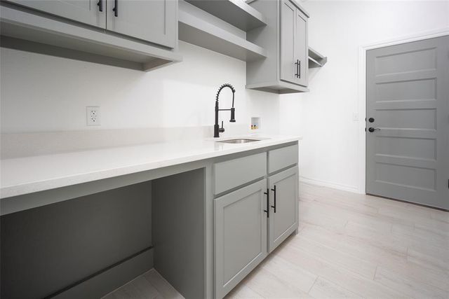 2291 CR 1335, Blanchard, OK 73010